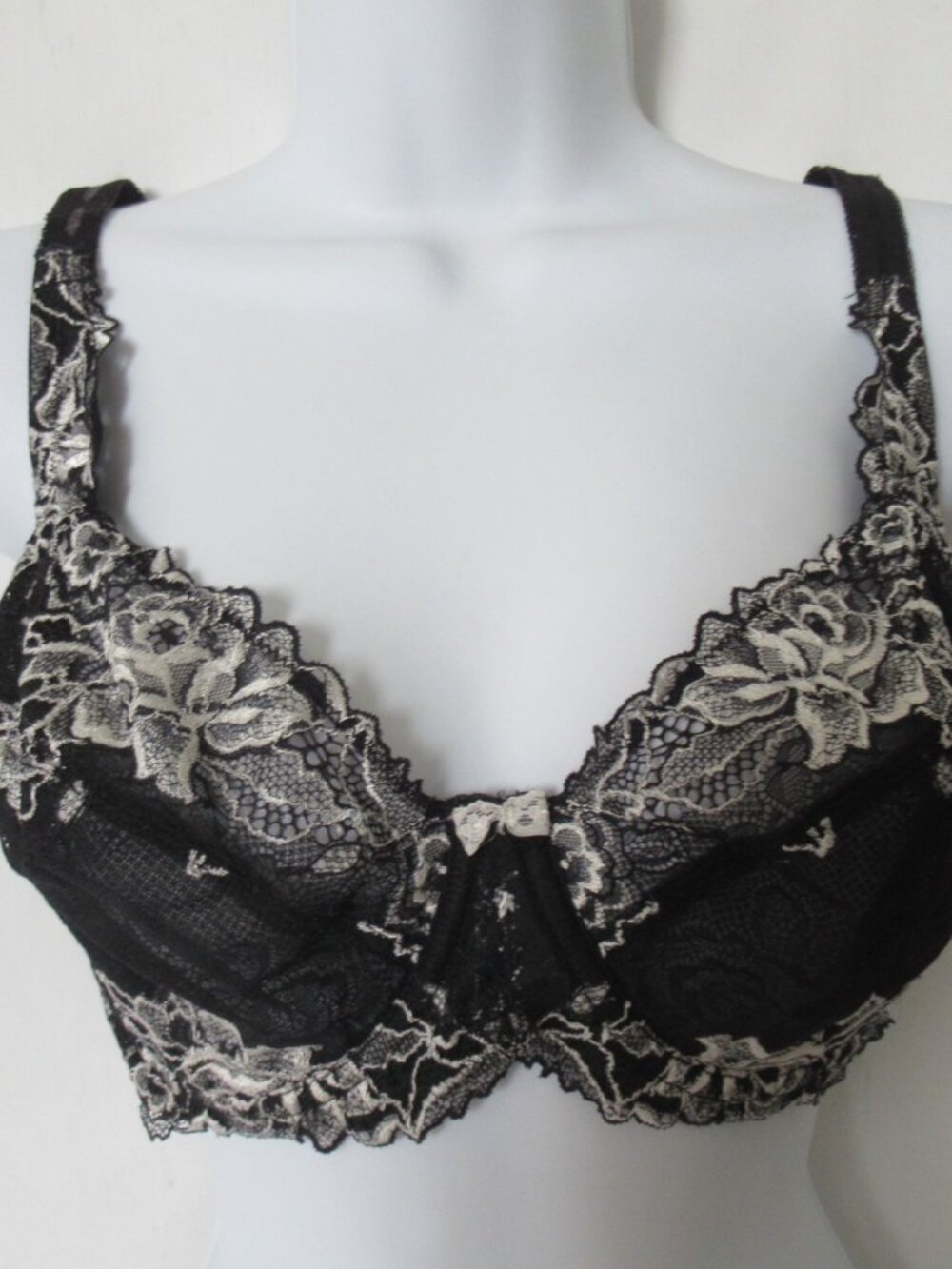 Paramour Bra‎ 40D Black Lace Madison Unlined Lace Underwire 115946